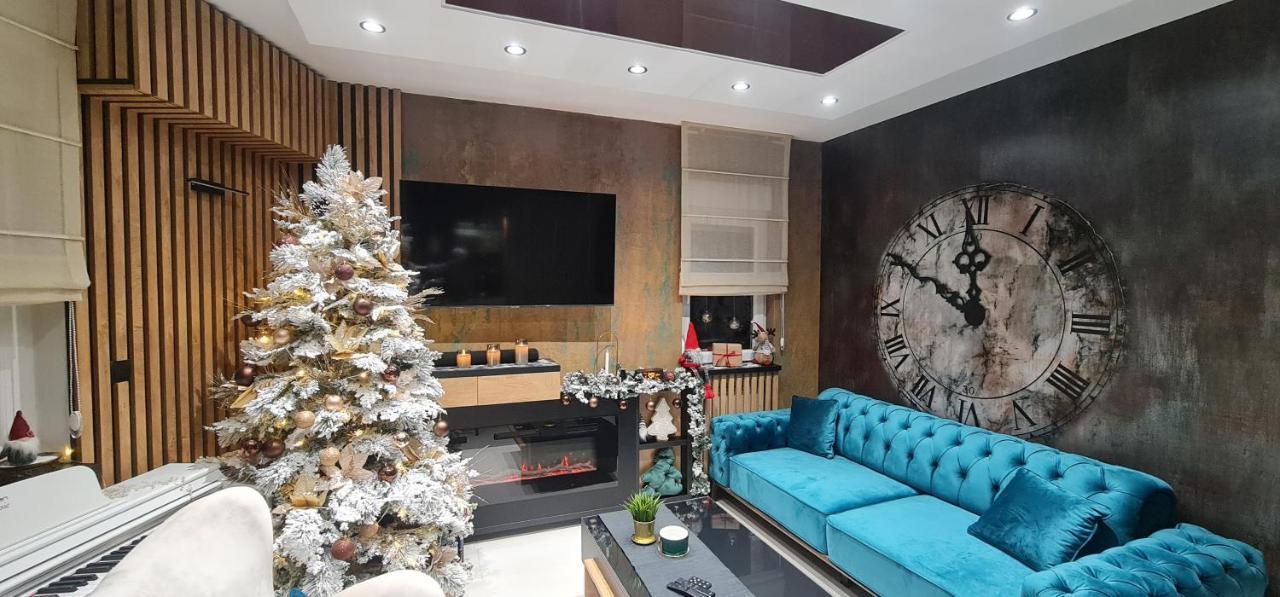 Design Apartment Platinium Spa Lux 5 Star "Havana" Completely Private Wellness & Spa Free Included Sauna & Jacuzzi & Salt Wall & Fire Place & 3D Ceilings & Business Wifi & Netflix & Keyless Code Entry & Full Smart App & Secure 2 Parking Place Ćuprija Exterior foto