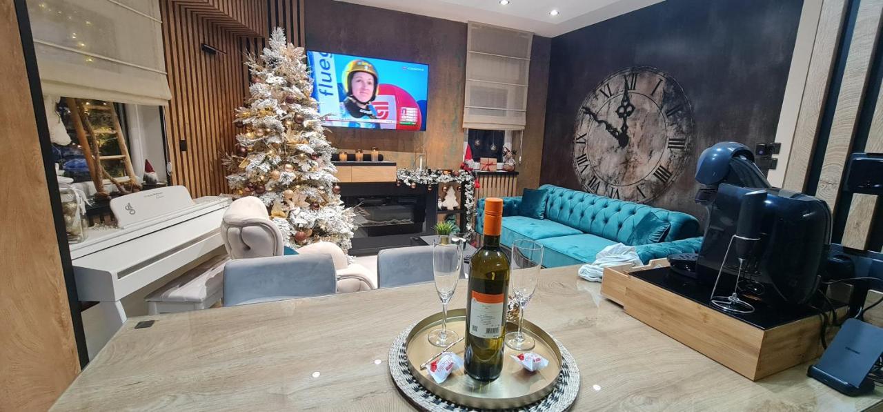 Design Apartment Platinium Spa Lux 5 Star "Havana" Completely Private Wellness & Spa Free Included Sauna & Jacuzzi & Salt Wall & Fire Place & 3D Ceilings & Business Wifi & Netflix & Keyless Code Entry & Full Smart App & Secure 2 Parking Place Ćuprija Exterior foto