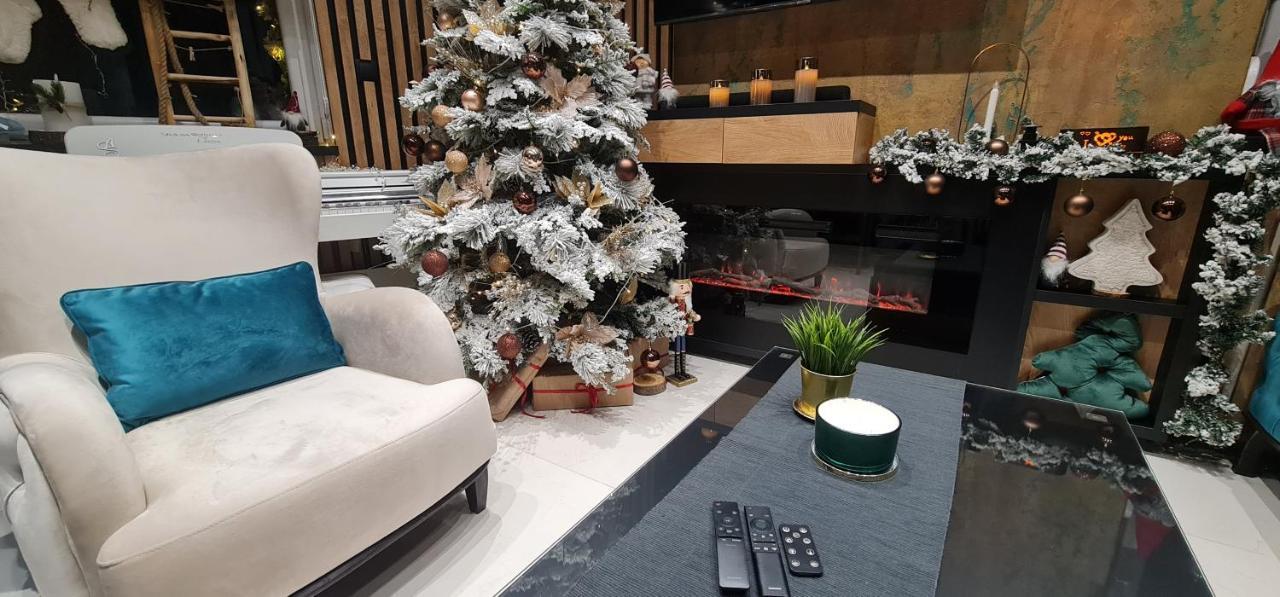 Design Apartment Platinium Spa Lux 5 Star "Havana" Completely Private Wellness & Spa Free Included Sauna & Jacuzzi & Salt Wall & Fire Place & 3D Ceilings & Business Wifi & Netflix & Keyless Code Entry & Full Smart App & Secure 2 Parking Place Ćuprija Exterior foto