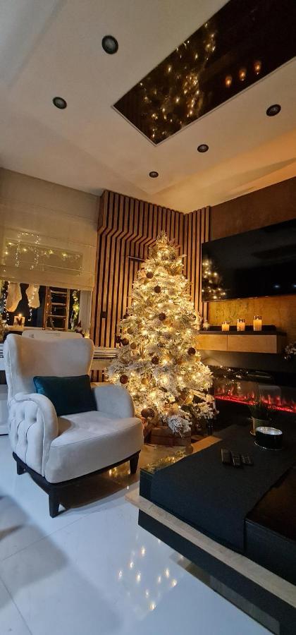 Design Apartment Platinium Spa Lux 5 Star "Havana" Completely Private Wellness & Spa Free Included Sauna & Jacuzzi & Salt Wall & Fire Place & 3D Ceilings & Business Wifi & Netflix & Keyless Code Entry & Full Smart App & Secure 2 Parking Place Ćuprija Exterior foto